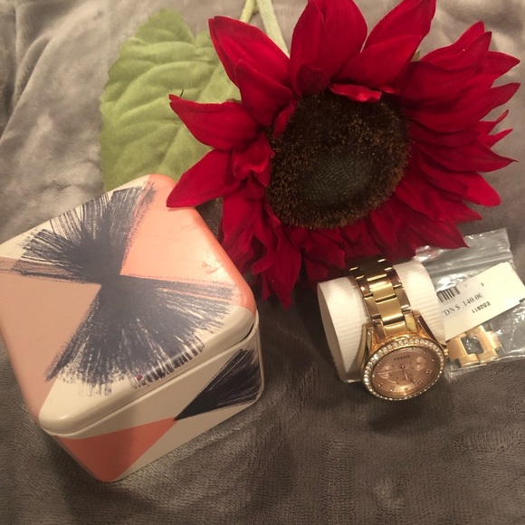 FOSSIL - Rose Gold Watch/women - Picture 3 of 5